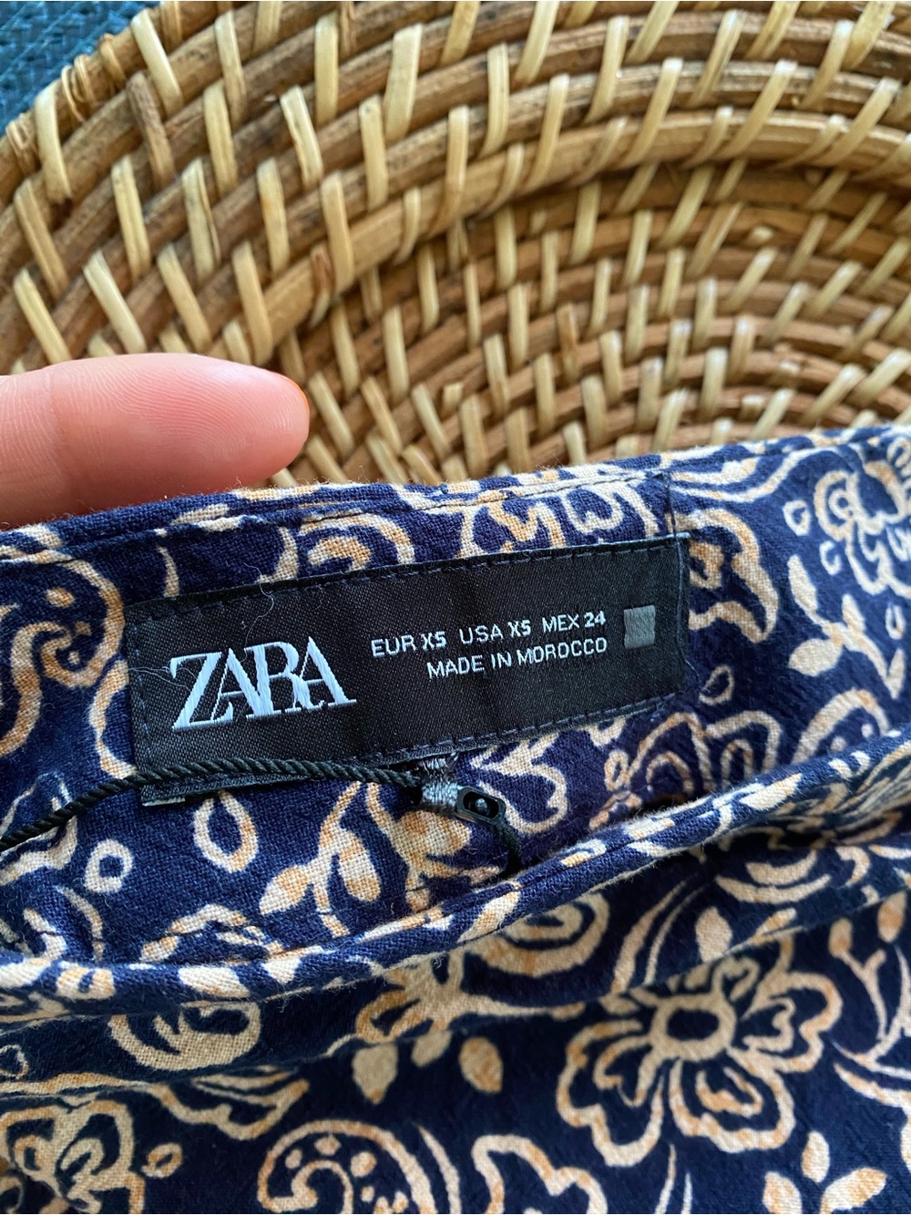 ZARA Navy Peach Floral Ruched Cotton Midi Skirt! 🐚 - Picture 14 of 16